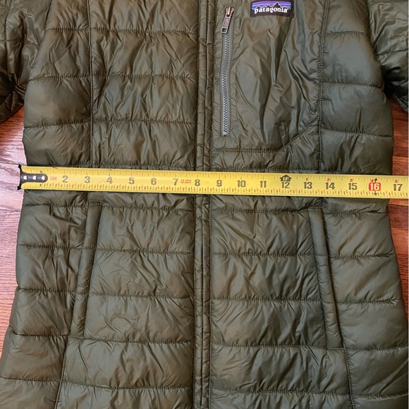 Patagonia Women's Radalie Insulated Parka - Small - Picture 12 of 16